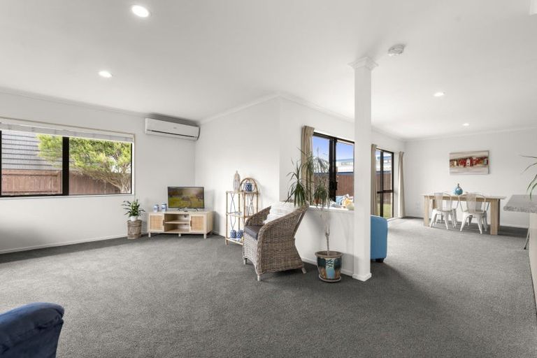 Photo of property in 19 Palm Springs Boulevard, Papamoa Beach, Papamoa, 3118