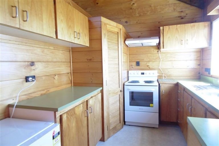 Photo of property in 56 Kennedy Avenue, Forrest Hill, Auckland, 0620