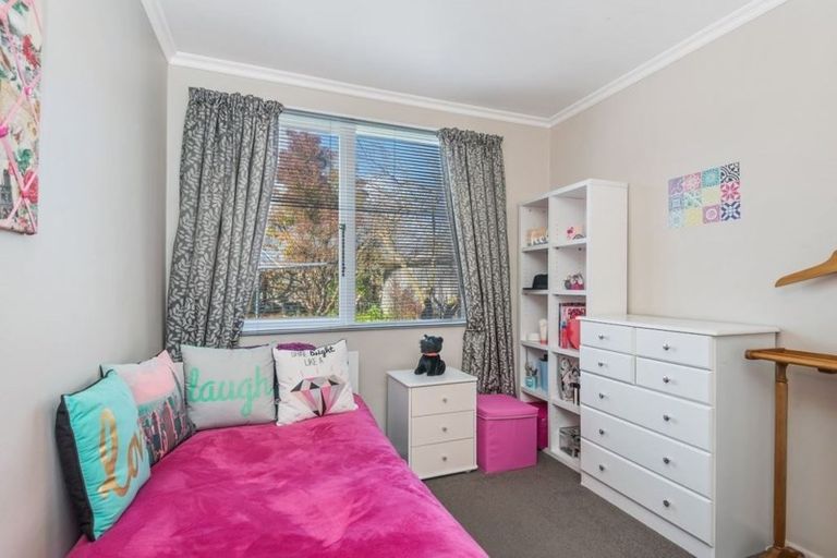 Photo of property in 28 Heath Street, Burnside, Christchurch, 8053