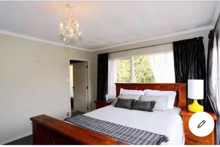 Photo of property in 58 Maxwelton Drive, Mairangi Bay, Auckland, 0630