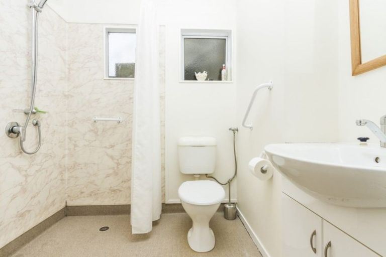 Photo of property in 4 Nereus Place, Mairangi Bay, Auckland, 0630