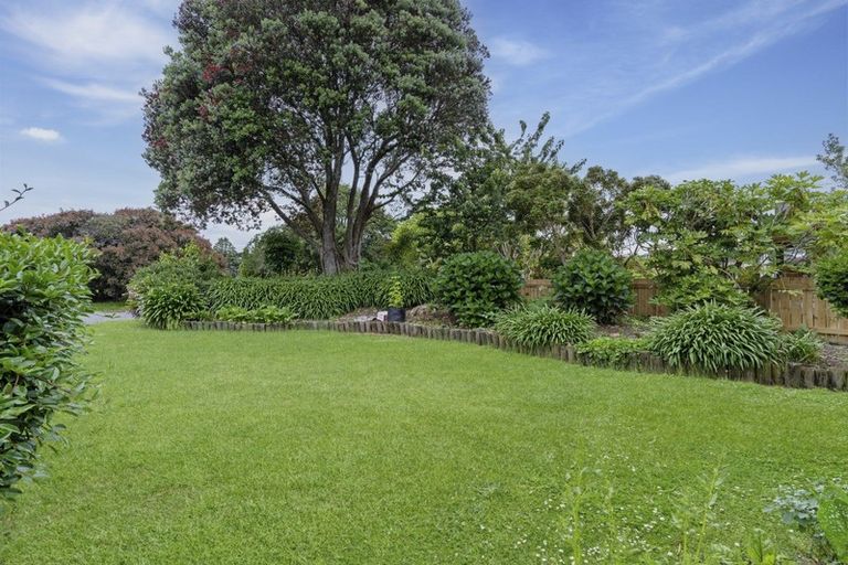 Photo of property in 61 Links View Drive, Omokoroa, 3114