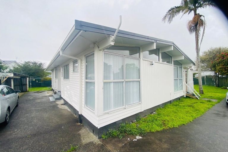 Photo of property in 34 Tabitha Crescent, Henderson, Auckland, 0612