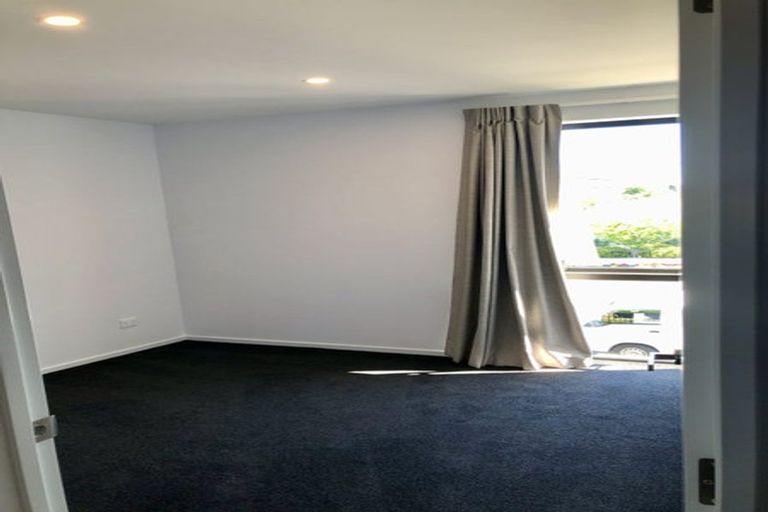 Photo of property in 2/58 Somme Street, St Albans, Christchurch, 8014