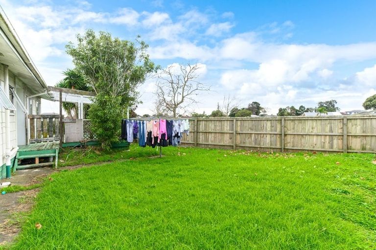 Photo of property in 12 Serrano Place, Clover Park, Auckland, 2023