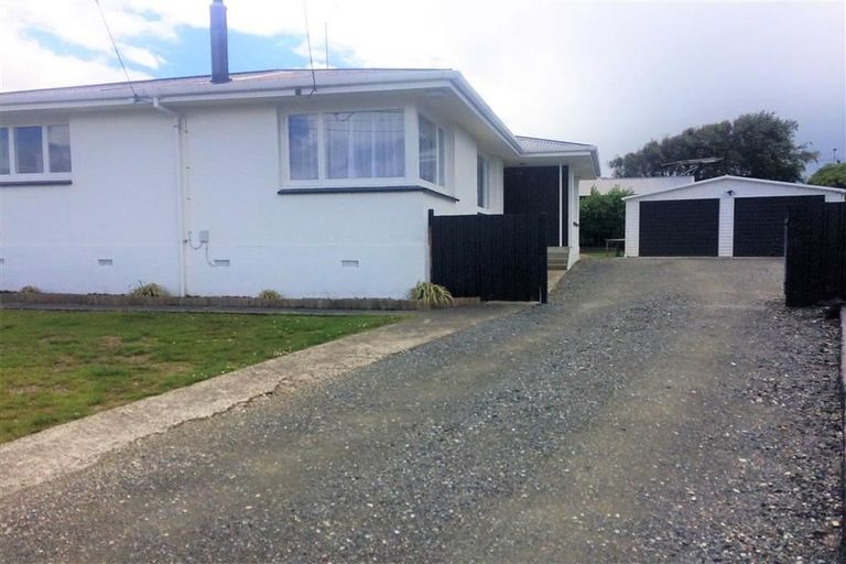 Photo of property in 64 Edinburgh Crescent, Waikiwi, Invercargill, 9810