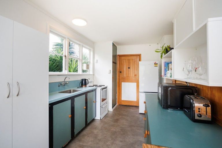 Photo of property in 143 Rangiora Avenue, Roslyn, Palmerston North, 4414