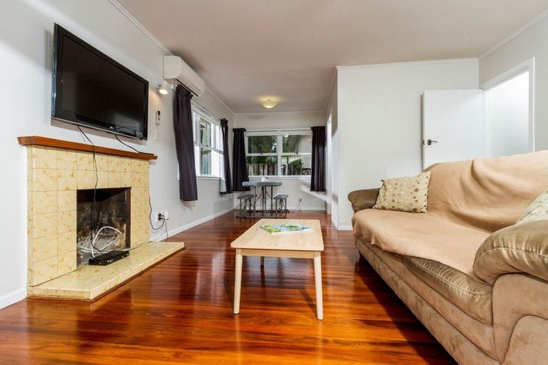 Photo of property in 1/24 Tristram Avenue, Forrest Hill, Auckland, 0620