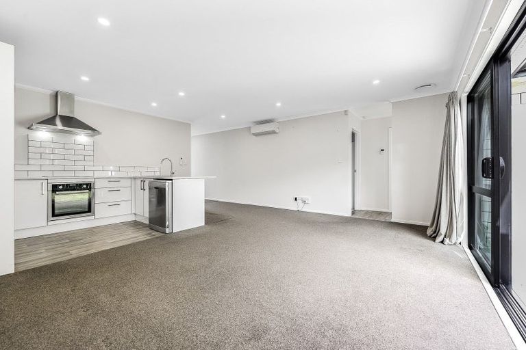 Photo of property in 1/17 Walter Street, Fairfield, Hamilton, 3214