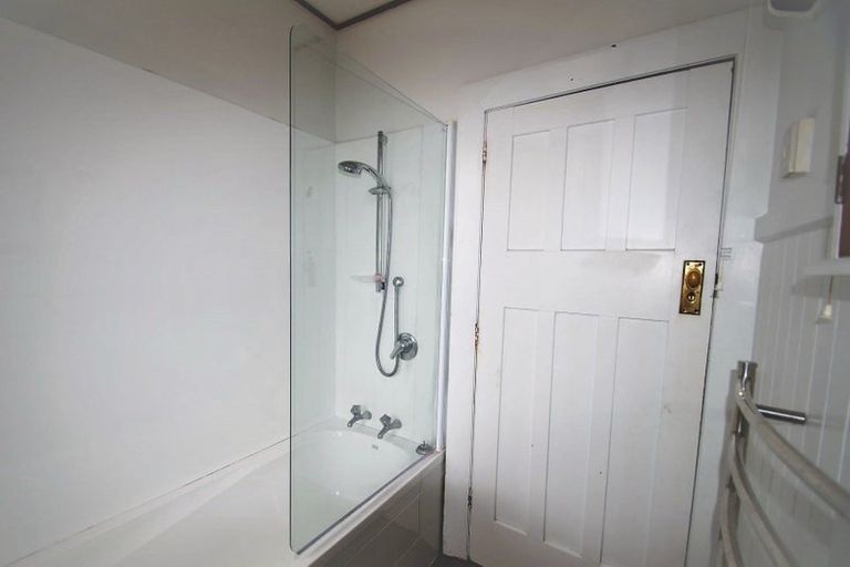 Photo of property in 4 Edward Avenue, Edgeware, Christchurch, 8013