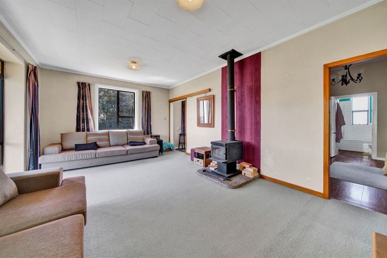 Photo of property in 1410 Devon Road, Brixton, Waitara, 4382