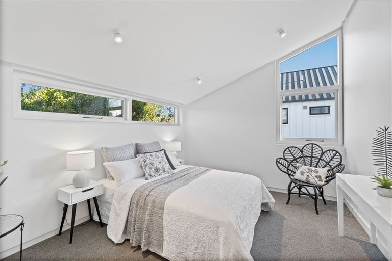 Photo of property in 2/63 Papanui Road, Merivale, Christchurch, 8014