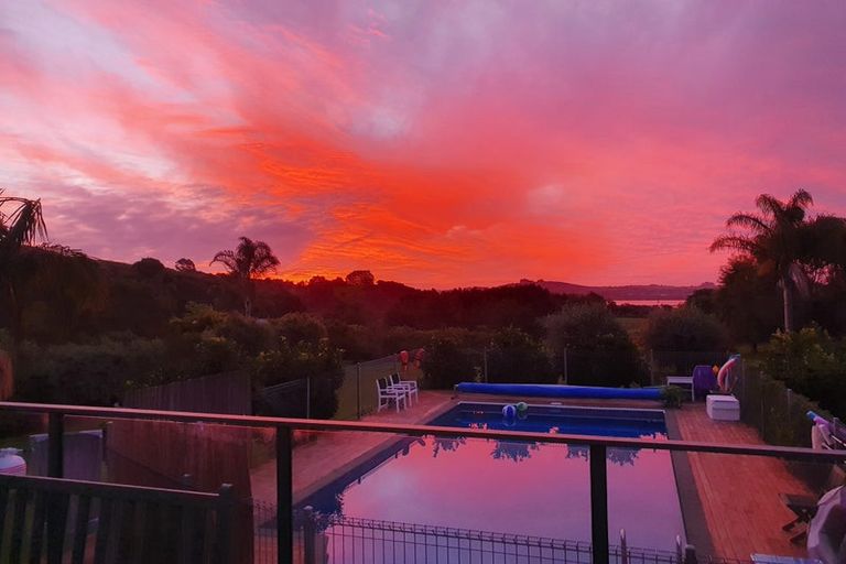 Photo of property in 98 Edmonds Road, Kerikeri, 0293