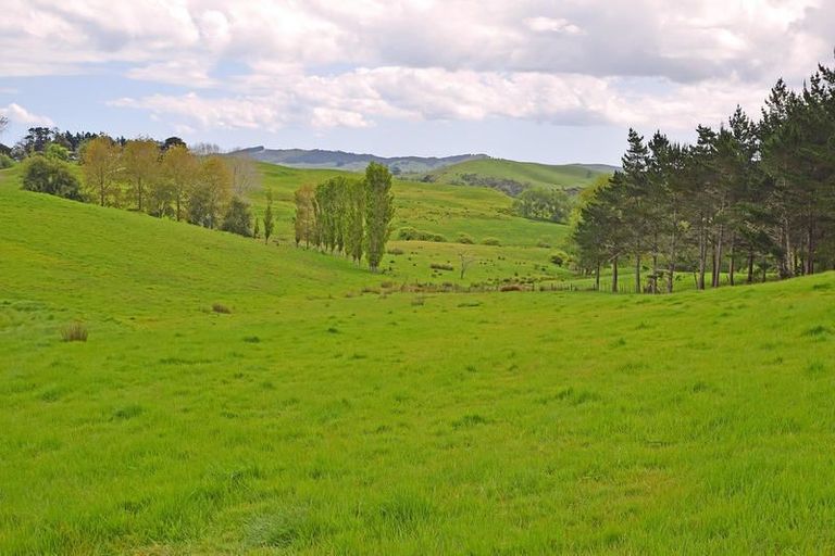 Photo of property in 1436 Oneriri Road, Kaiwaka, 0573