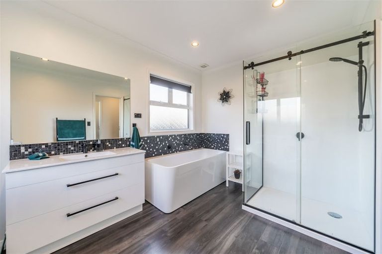 Photo of property in 6 Hudson Avenue, Ebdentown, Upper Hutt, 5018