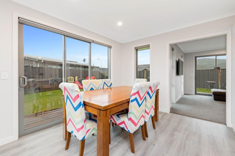 Photo of property in 7 Crabbe Place, Cromwell, 9310