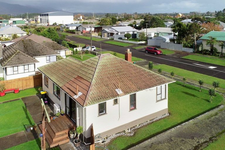 Photo of property in 1 Webb Street, Westport, 7825