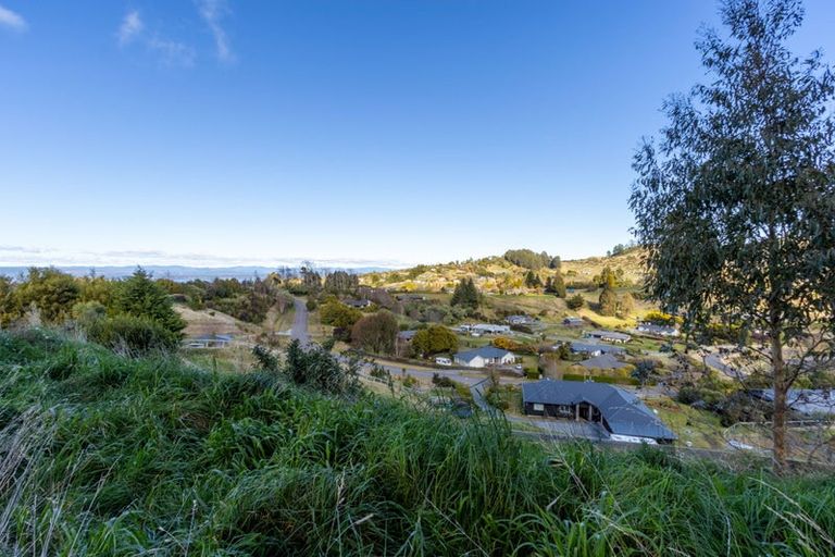 Photo of property in 19 Glenlochy Rise, Acacia Bay, Taupo, 3385