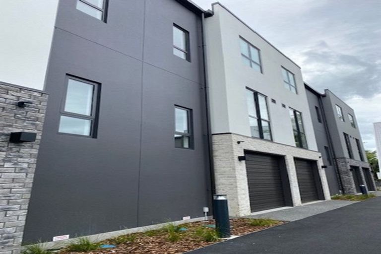 Photo of property in 9/214 Hereford Street, Christchurch Central, Christchurch, 8011