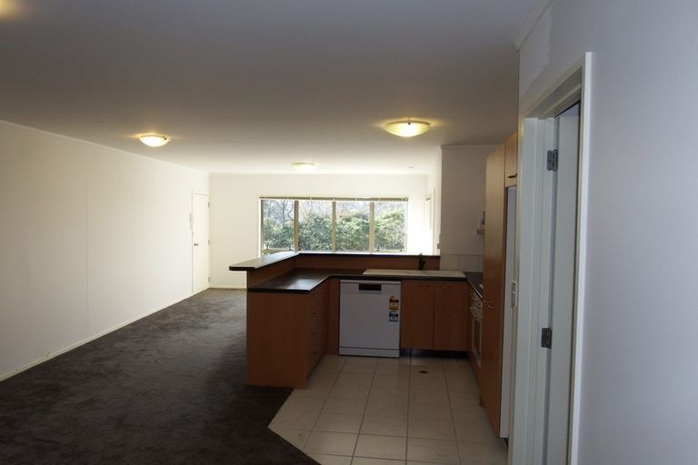 Photo of property in The Haven, 15/120 Beach Haven Road, Beach Haven, Auckland, 0626