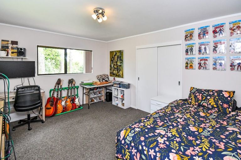 Photo of property in 26 Oakmont Place, Wattle Downs, Auckland, 2103