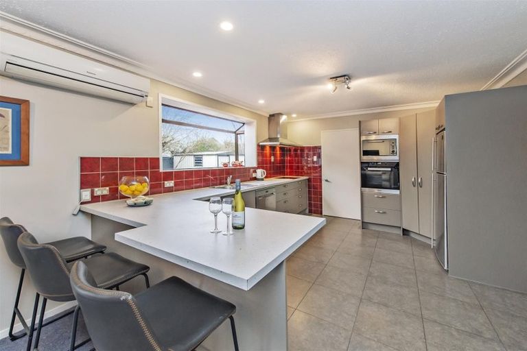 Photo of property in 51 Lancewood Drive, Halswell, Christchurch, 8025