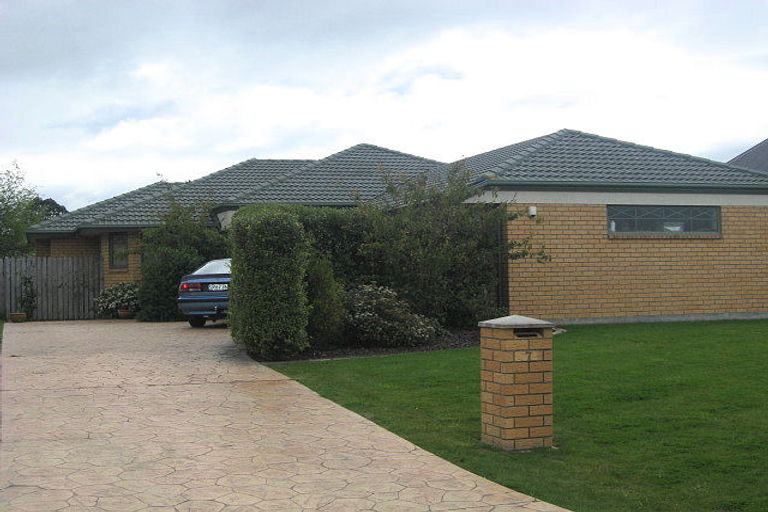 Photo of property in 7 Tullamore Place, Casebrook, Christchurch, 8051
