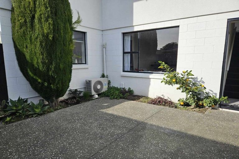 Photo of property in 8/544 Barbadoes Street, Edgeware, Christchurch, 8013