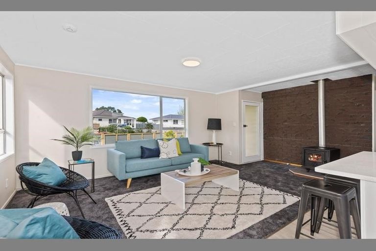 Photo of property in 11 Navigator Place, Papatoetoe, Auckland, 2025