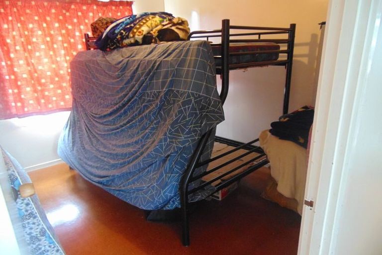 Photo of property in 1/10 Ebenezer Way, Clendon Park, Auckland, 2103