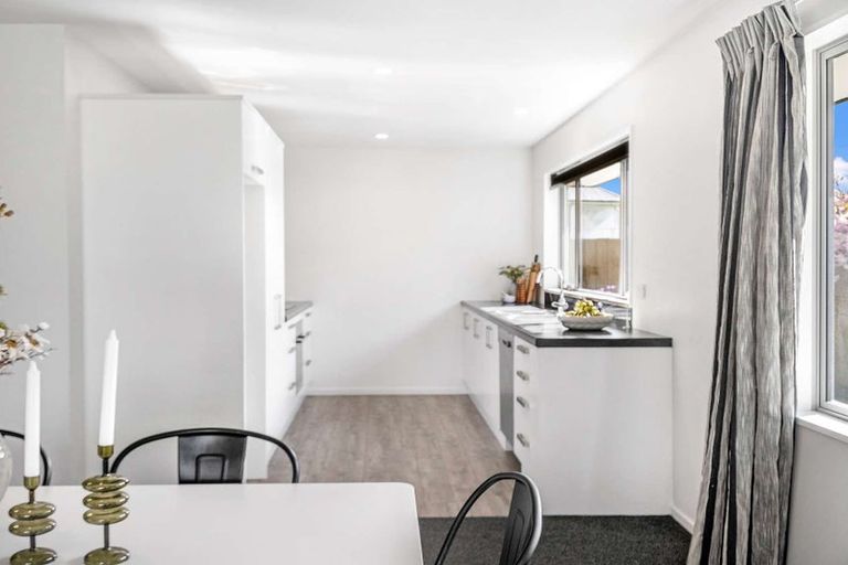 Photo of property in 14 Saint Adela Place, Woolston, Christchurch, 8062