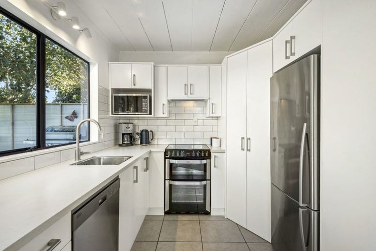 Photo of property in 10 Moorgreen Heights, Torbay, Auckland, 0630