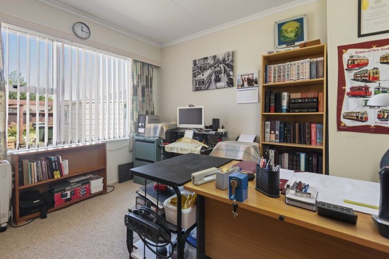 Photo of property in 3 Sheraton Grove, Highbury, Palmerston North, 4412