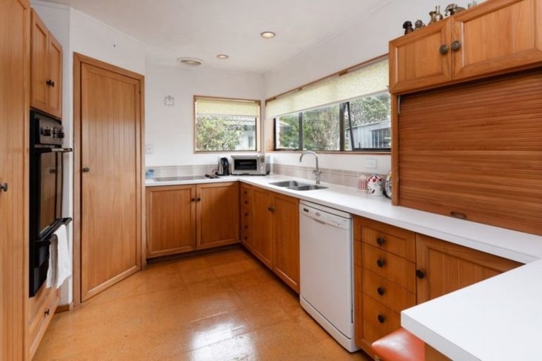 Photo of property in 1/230 Bucklands Beach Road, Bucklands Beach, Auckland, 2012