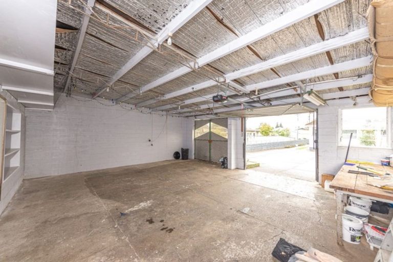 Photo of property in 9 Swiss Avenue, Gonville, Whanganui, 4501