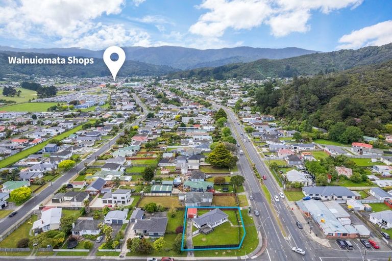 Photo of property in 130 Wainuiomata Road, Wainuiomata, Lower Hutt, 5014