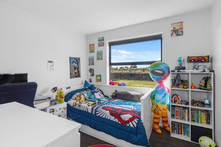 Photo of property in 4 Godley Place, Woodend, 7610