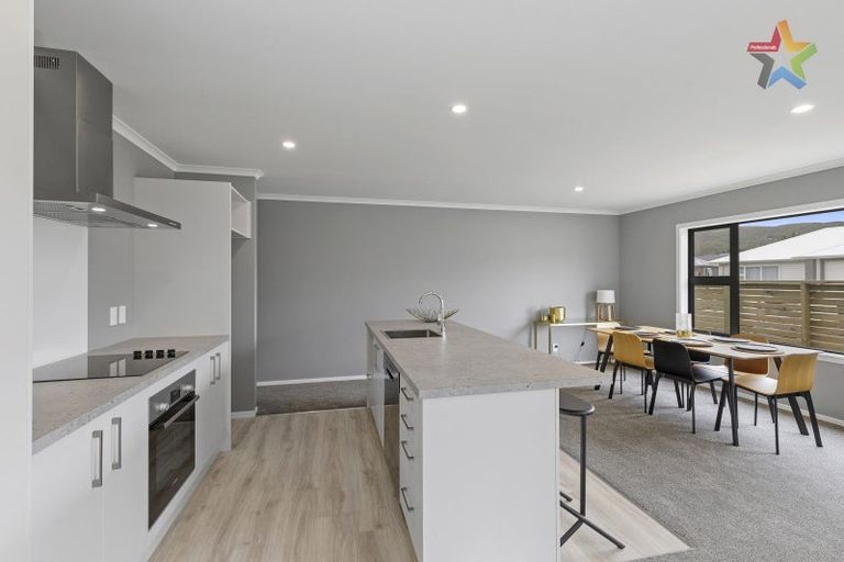 Photo of property in 135 Waipounamu Drive, Kelson, Lower Hutt, 5010