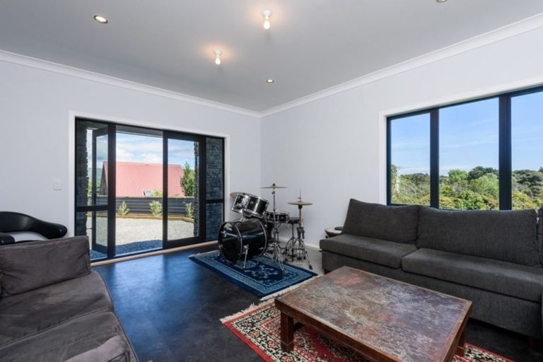 Photo of property in 105 Poplar Avenue, Raumati South, Paraparaumu, 5032