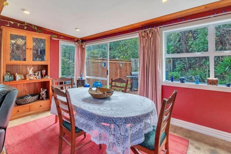 Photo of property in 63 Te Henga Road, Waitakere, Auckland, 0781