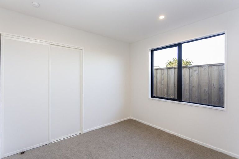 Photo of property in 10 Kakatai Place, North New Brighton, 8083