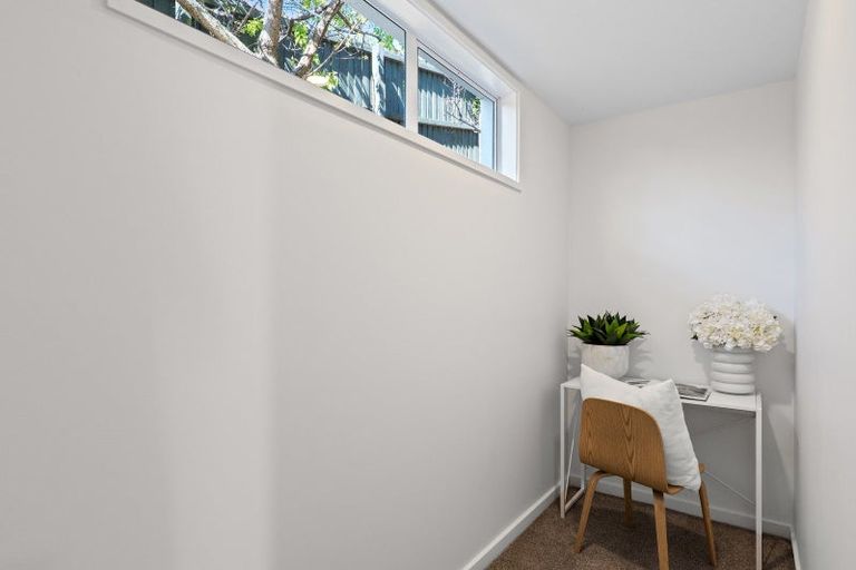 Photo of property in 2/79 Cannon Hill Crescent, Mount Pleasant, Christchurch, 8081
