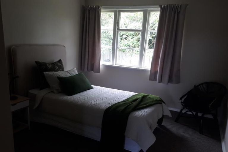 Photo of property in 121 Frankley Road, Frankleigh Park, New Plymouth, 4310