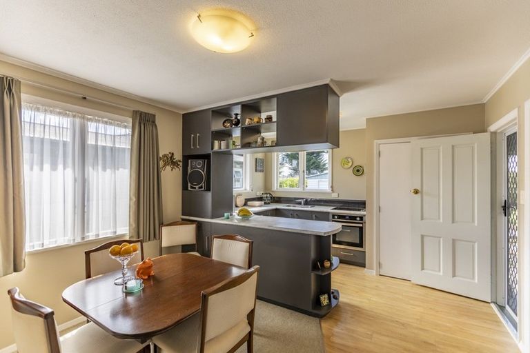 Photo of property in 15 Exeter Crescent, Pirimai, Napier, 4112