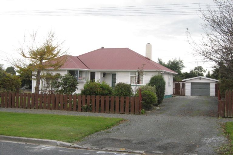 Photo of property in 80 Chaucer Street, Milton, 9220