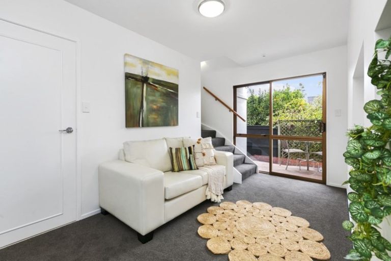 Photo of property in 37 Pah Street, Matua, Tauranga, 3110