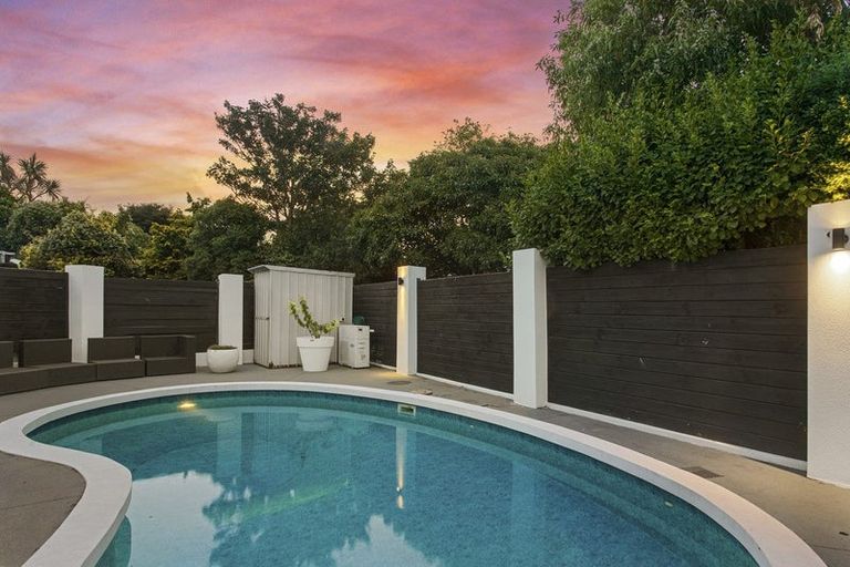 Photo of property in 59b Maidstone Road, Ilam, Christchurch, 8041