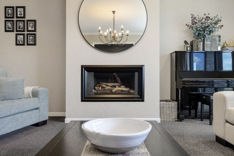 Photo of property in 10 Benmore Crescent, Pyes Pa, Tauranga, 3112