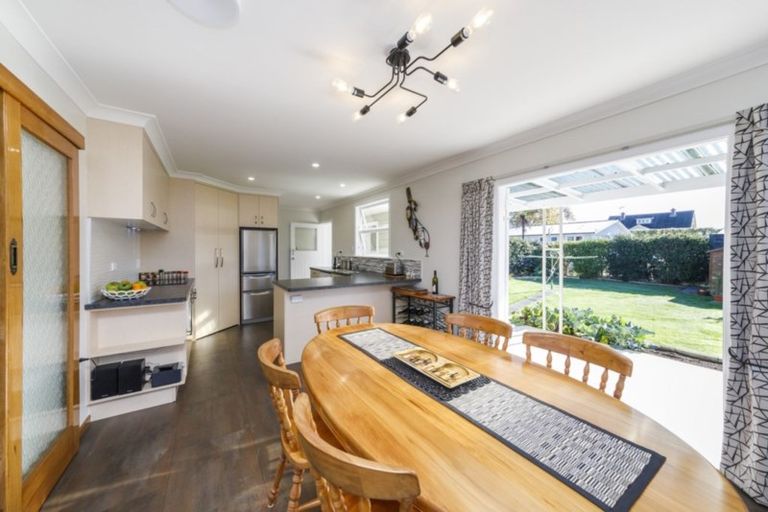 Photo of property in 10 Bond Street, Marton, 4710