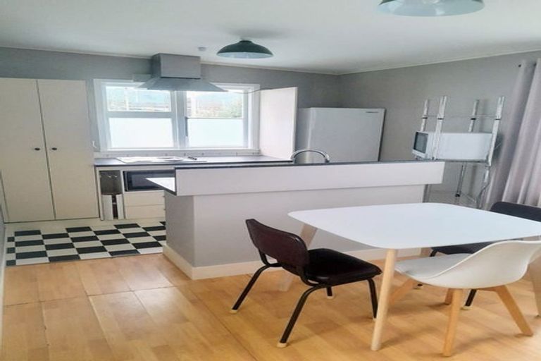 Photo of property in 171 Oxford Terrace, Epuni, Lower Hutt, 5011